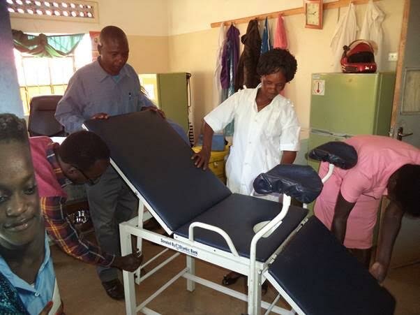 Stanbic Bank Staff In Kapchorwa Donate Maternity Equipment To Bukwo Hospital